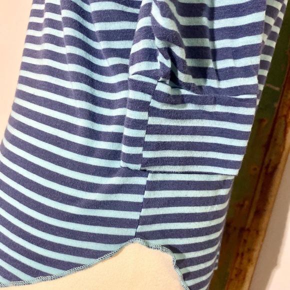 SALE🎈Billabong SOFT Striped Tee - Picture 5 of 6